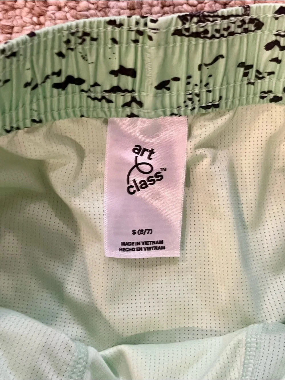 Target Art Class Swim Trunks Shorts and Rash Guard Boys Small (6/7)